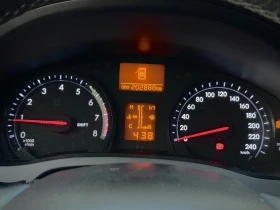 Toyota Avensis 1.8 VVT-i Life/Navi/Подгрев/Сервизна История, снимка 12