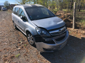     Opel Zafira 1.7 CDTI 6 .  ~11 .