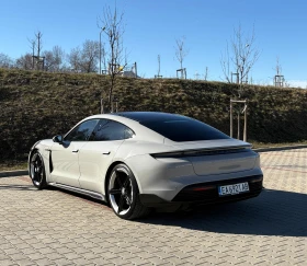 Porsche Taycan 4S, снимка 9