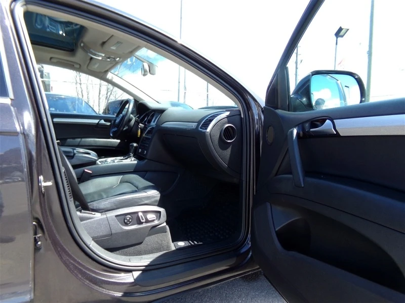 Audi Q7 Progressiv Navi Panoramic Sunroof 3.0 TDI V6 AWD, снимка 13 - Автомобили и джипове - 46745971