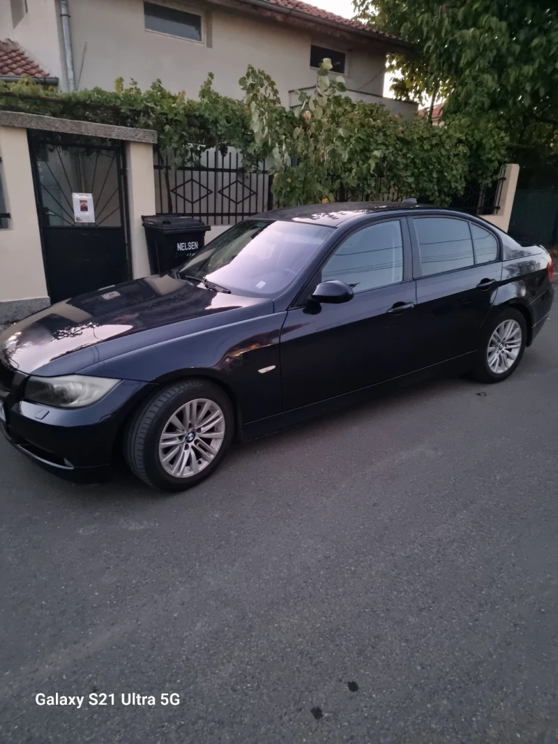 BMW 320 320i, снимка 1 - Автомобили и джипове - 47418395