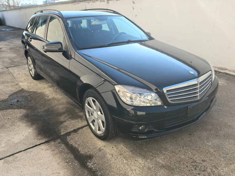 Mercedes-Benz C 180 Kompressor, снимка 4 - Автомобили и джипове - 48436612