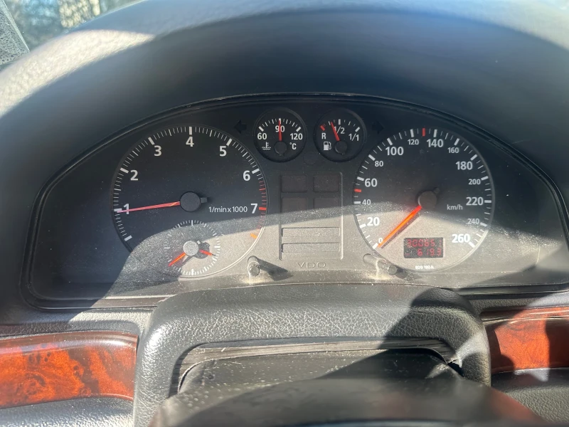 Audi A4 1.8 ADR, снимка 7 - Автомобили и джипове - 52045690