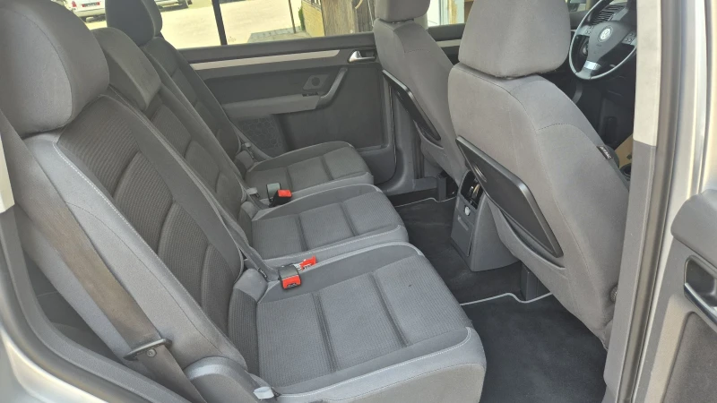 VW Touran 1.9TDI 105к.с, снимка 15 - Автомобили и джипове - 51061560
