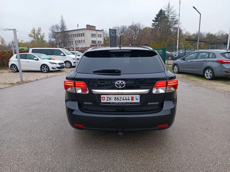 Toyota Avensis 2.0i-152кс-ШВЕЙЦАРИЯ-РЪЧКА-6ск-FACELIFT-KEYLESS, снимка 4 - Автомобили и джипове - 52337264