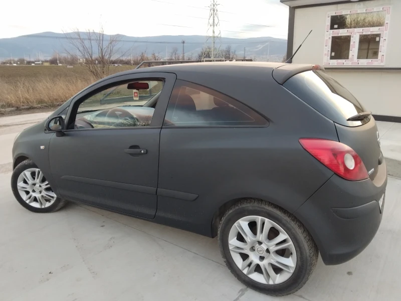 Opel Corsa 1.2 КЛИМА , снимка 8 - Автомобили и джипове - 53100704