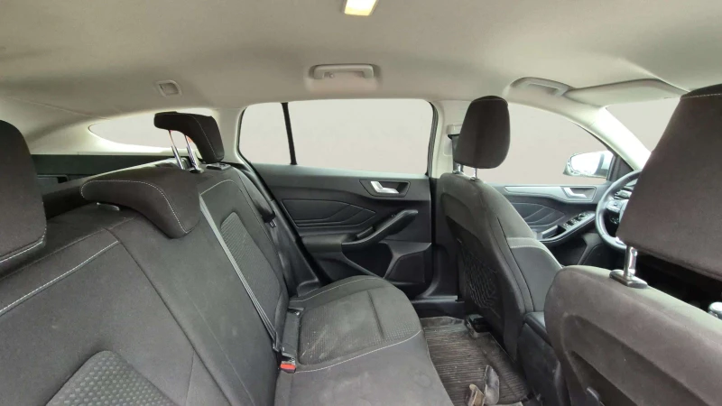 Ford Focus 1.0 EcoBoost, снимка 9 - Автомобили и джипове - 53268837