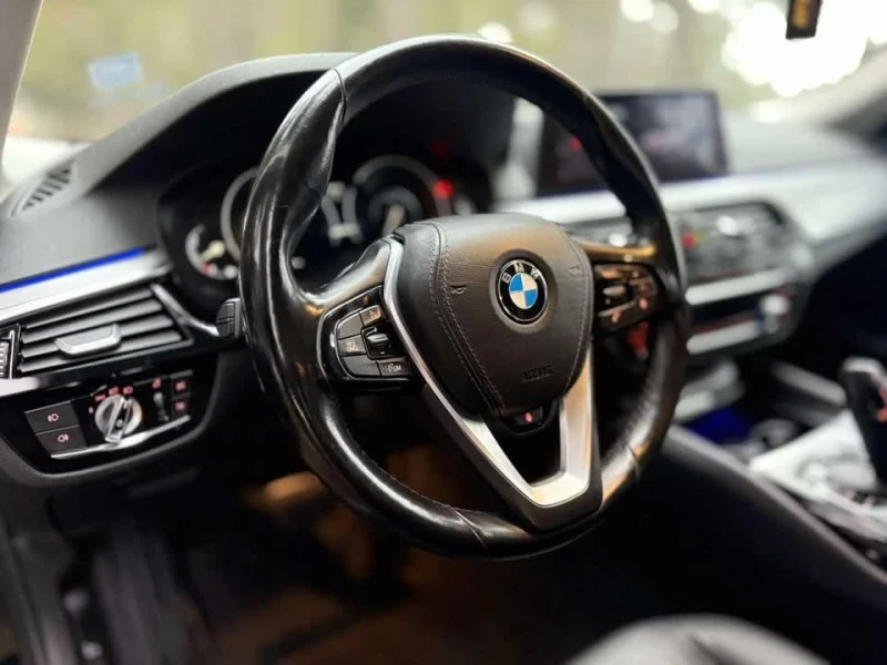 BMW 530E, снимка 2 - Автомобили и джипове - 53419322