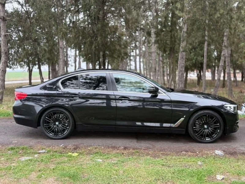 BMW 530E, снимка 5 - Автомобили и джипове - 53419322