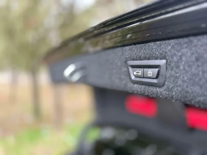 BMW 530E, снимка 8 - Автомобили и джипове - 53419322