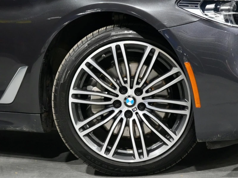 BMW 530E M SPORT * * HEAD UP * * СЕРВИЗНА КНИЖКА * * , снимка 7 - Автомобили и джипове - 53599595