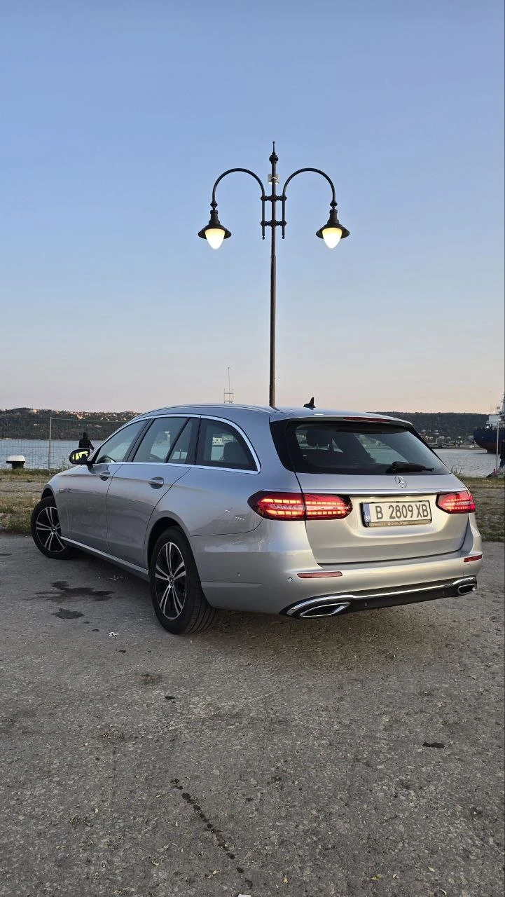Mercedes-Benz E 220 W213 facelift - изображение 2