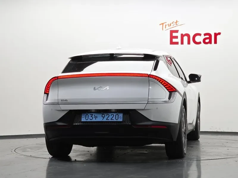 Kia EV6 Long Range Air - САМО 30% АВАНС, снимка 4 - Автомобили и джипове - 56288102