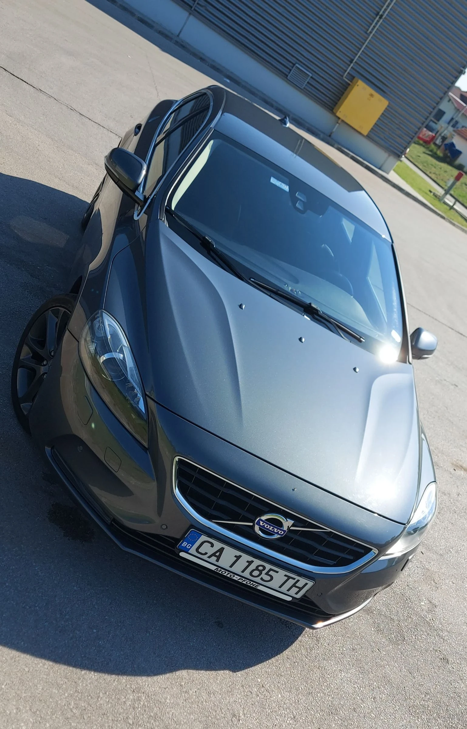 Volvo V40 T4.180к.с. - изображение 6