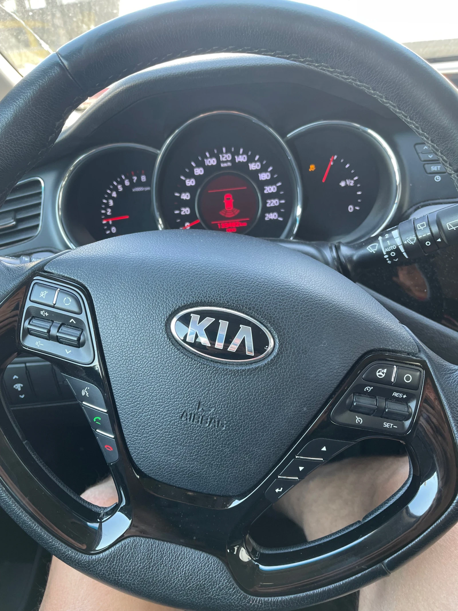 Kia Ceed 1.4 | Mobile.bg — изображение 12