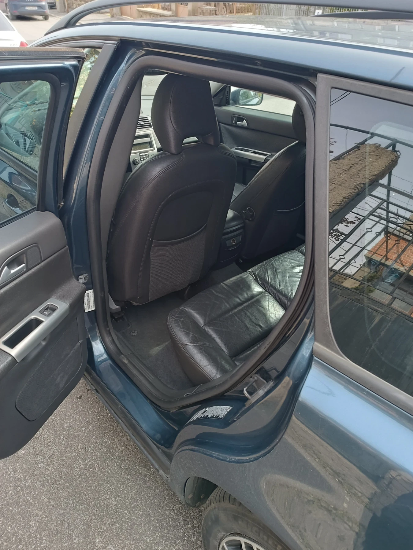 Volvo V50 2.0 - изображение 6