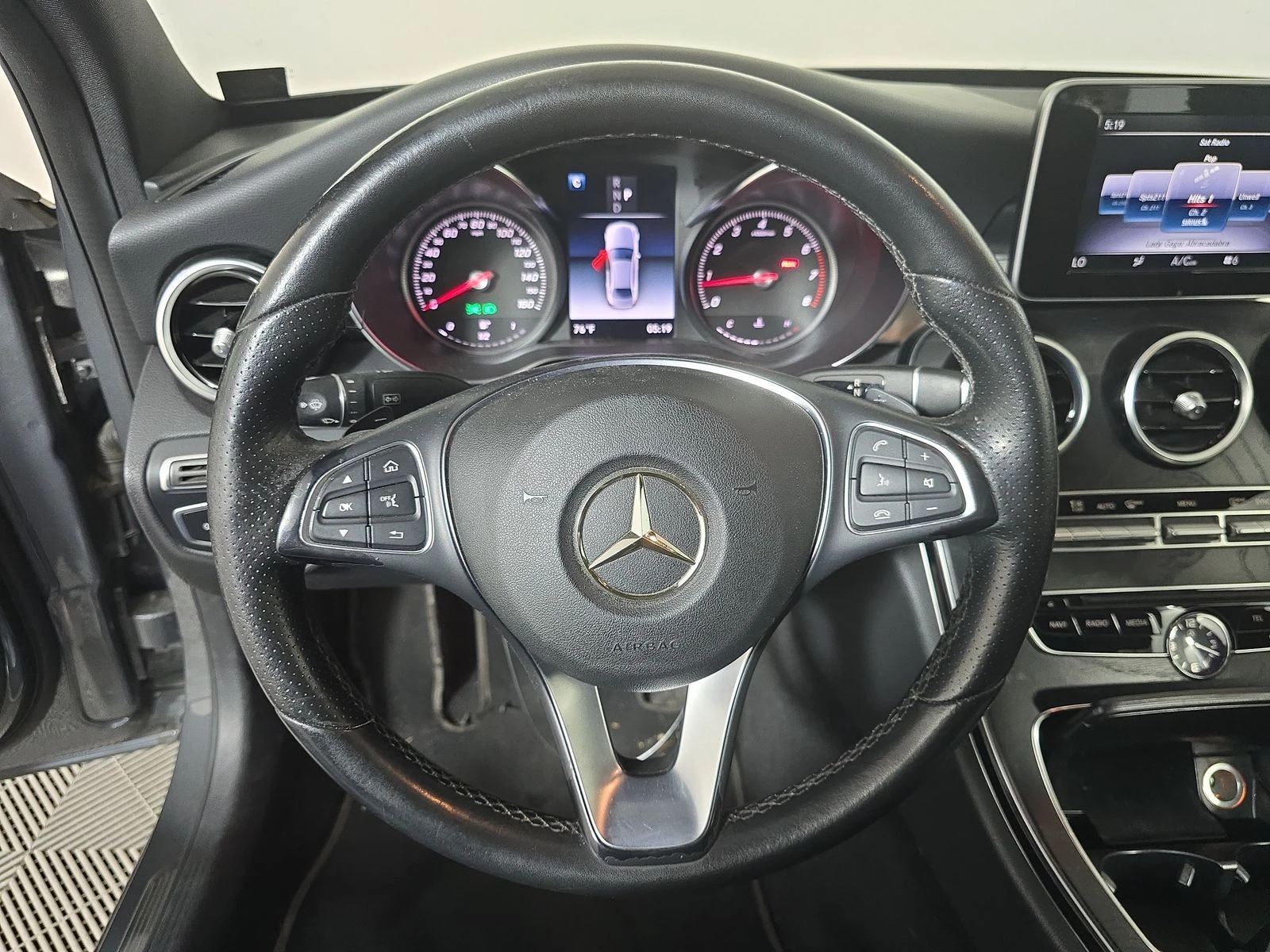 Mercedes-Benz C 300 ПАМЕТ/КЕЙЛЕС/КАМЕРА/ПОДГРЕВ/НАВИ - изображение 9