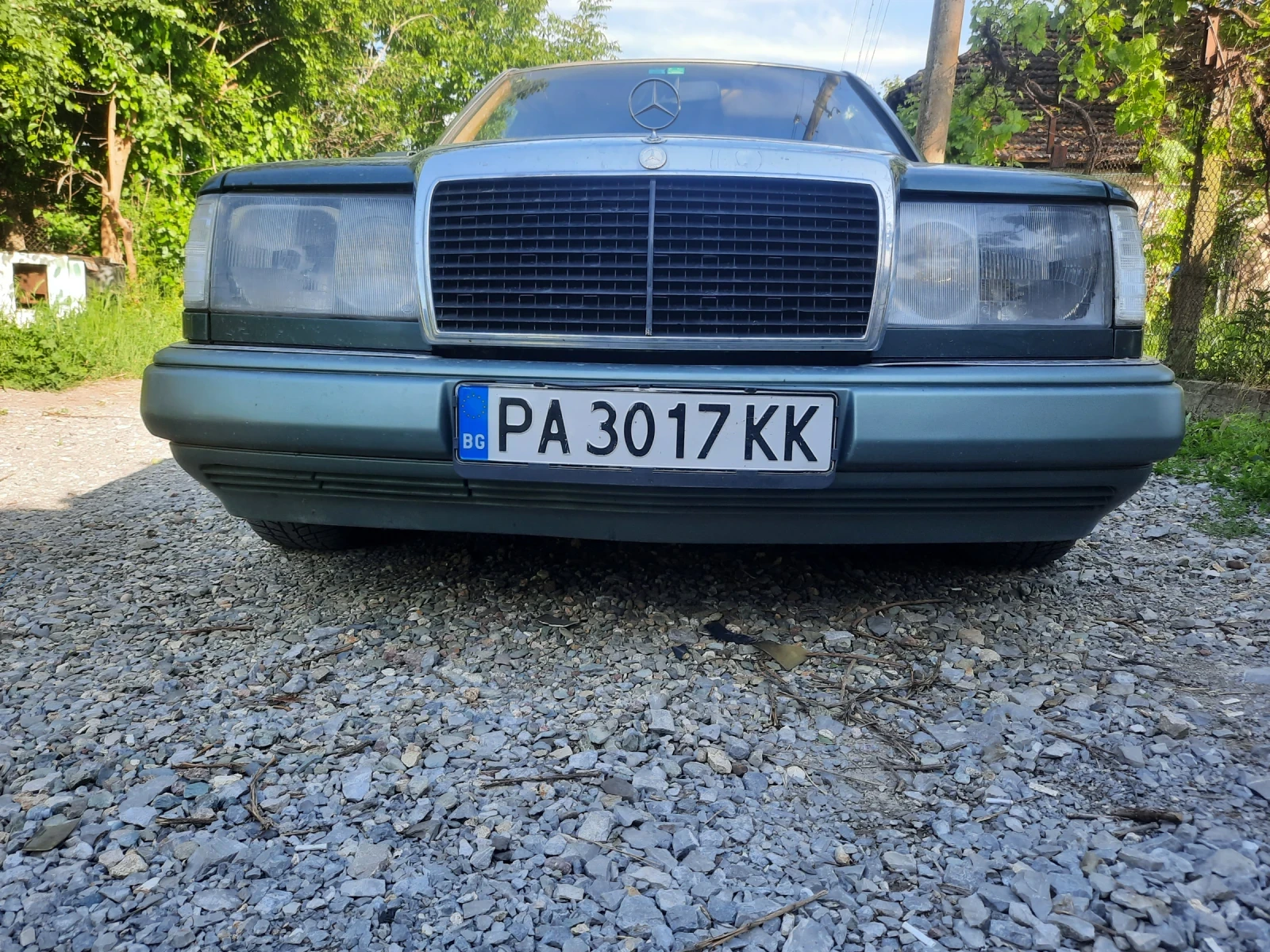 Mercedes-Benz 124  - изображение 2