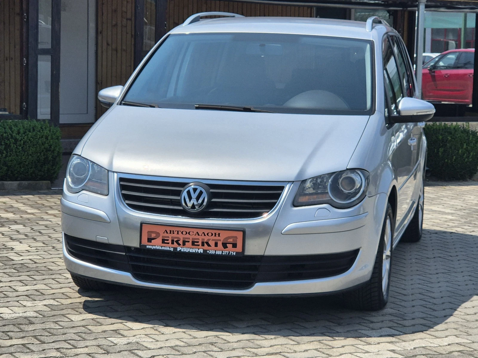 VW Touran 1.9TDI 105к.с - изображение 3