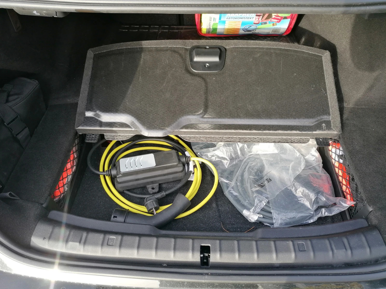 BMW 545 545e - изображение 4