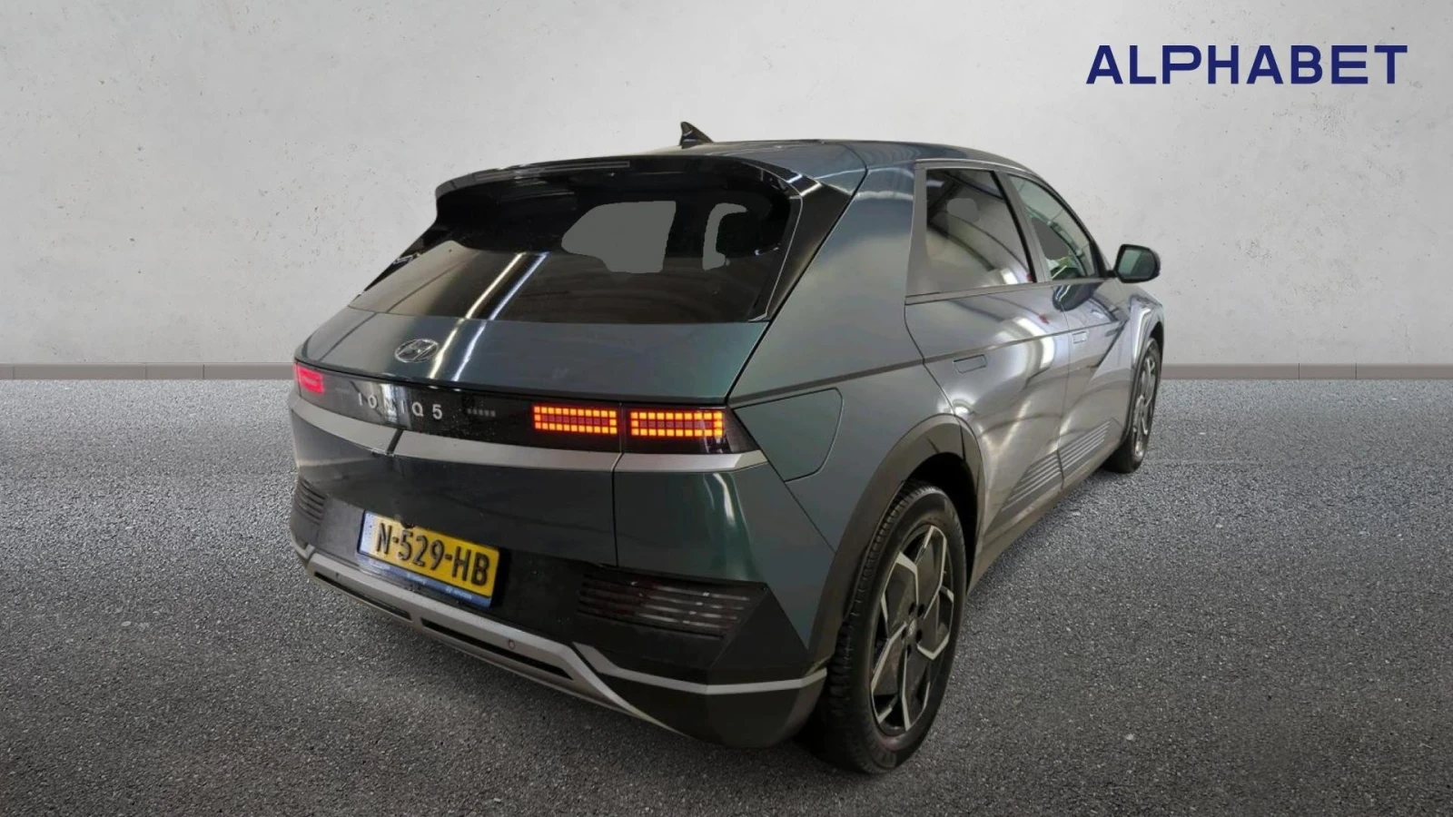 Hyundai Ioniq 5  - изображение 2