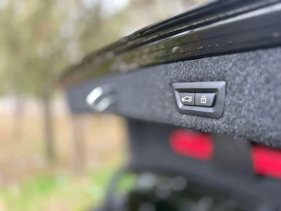 BMW 530E  - изображение 8