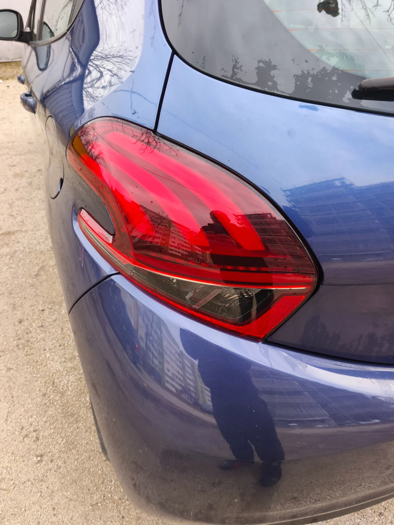 Peugeot 208 1.2  | Mobile.bg � ����������� 11