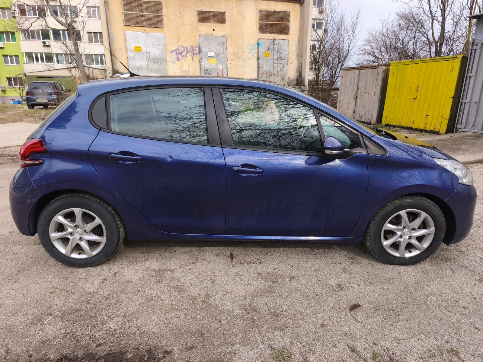 Peugeot 208 1.2  | Mobile.bg � ����������� 7