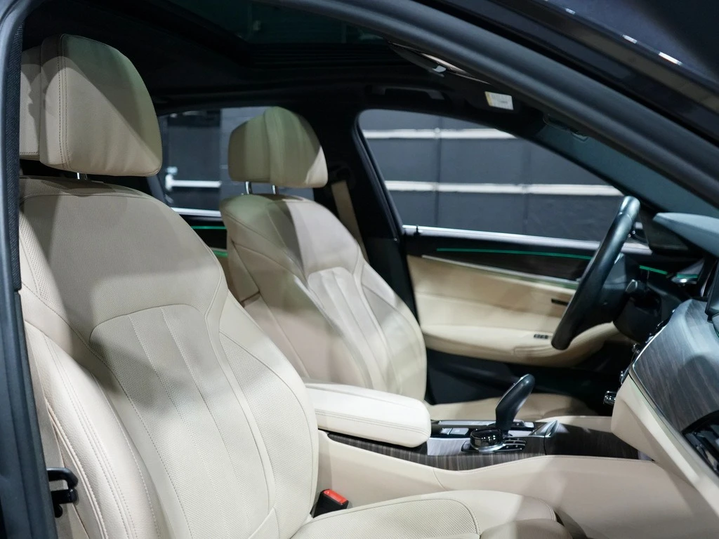 BMW 530E M SPORT * * HEAD UP * * �������� ������ * *  | Mobile.bg � ����������� 12