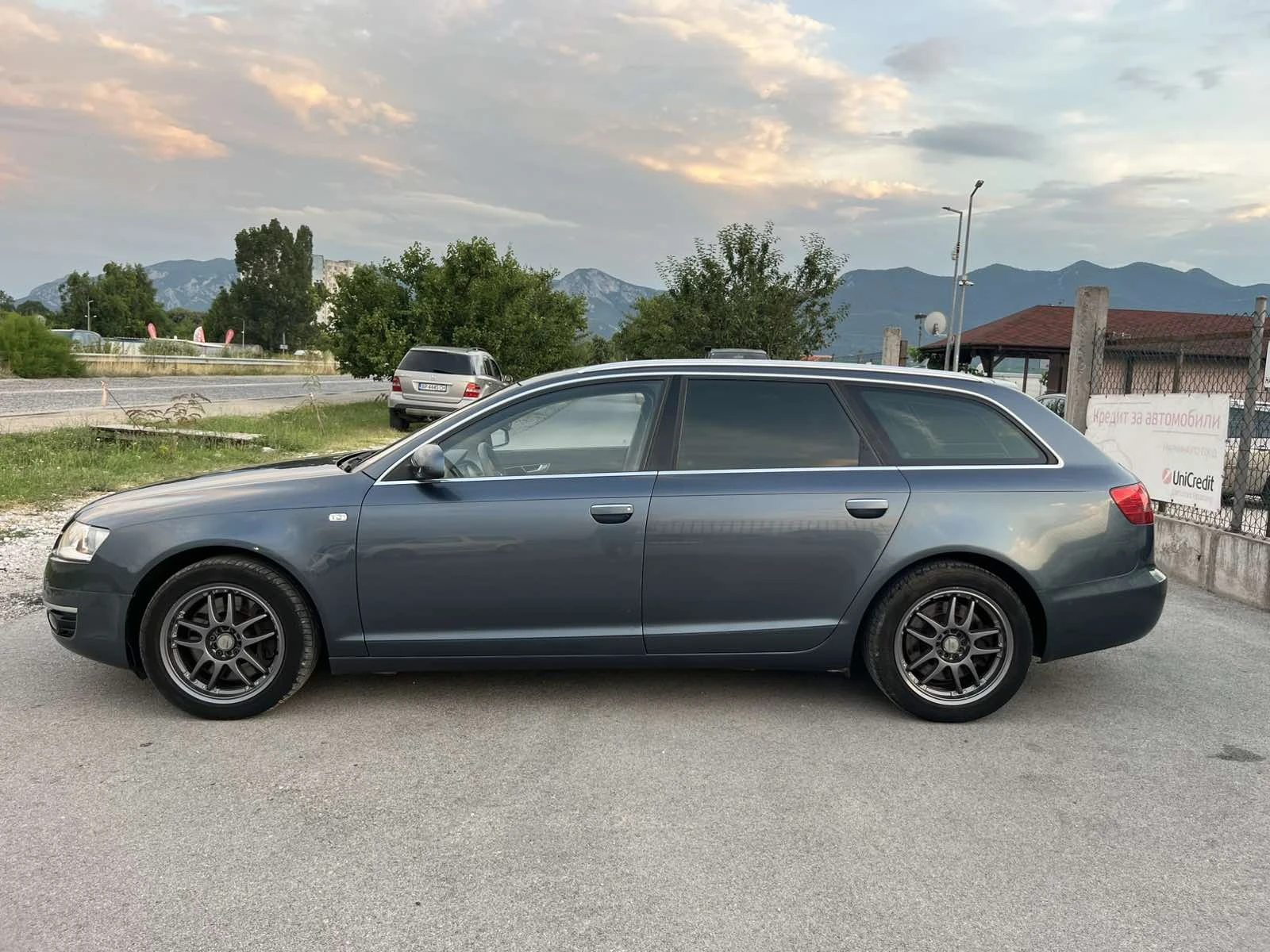 Audi A6 4.2FSI 350кс QUATTRO NAVI КСЕНОН BOSE ШВЕЙЦАРИЯ, снимка 5 - Автомобили и джипове - 53850596
