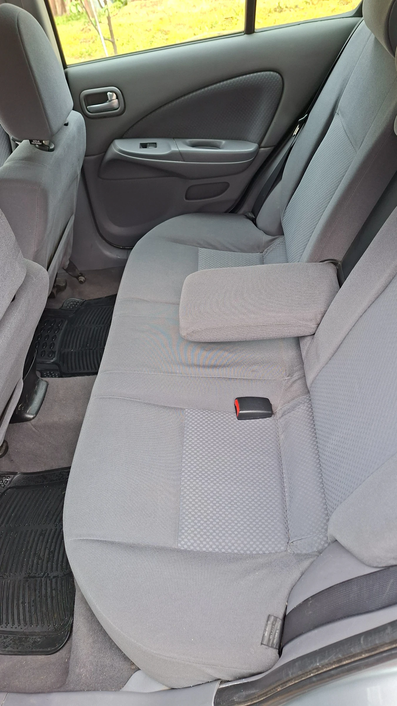 Nissan Almera, снимка 10 - Автомобили и джипове - 54237765