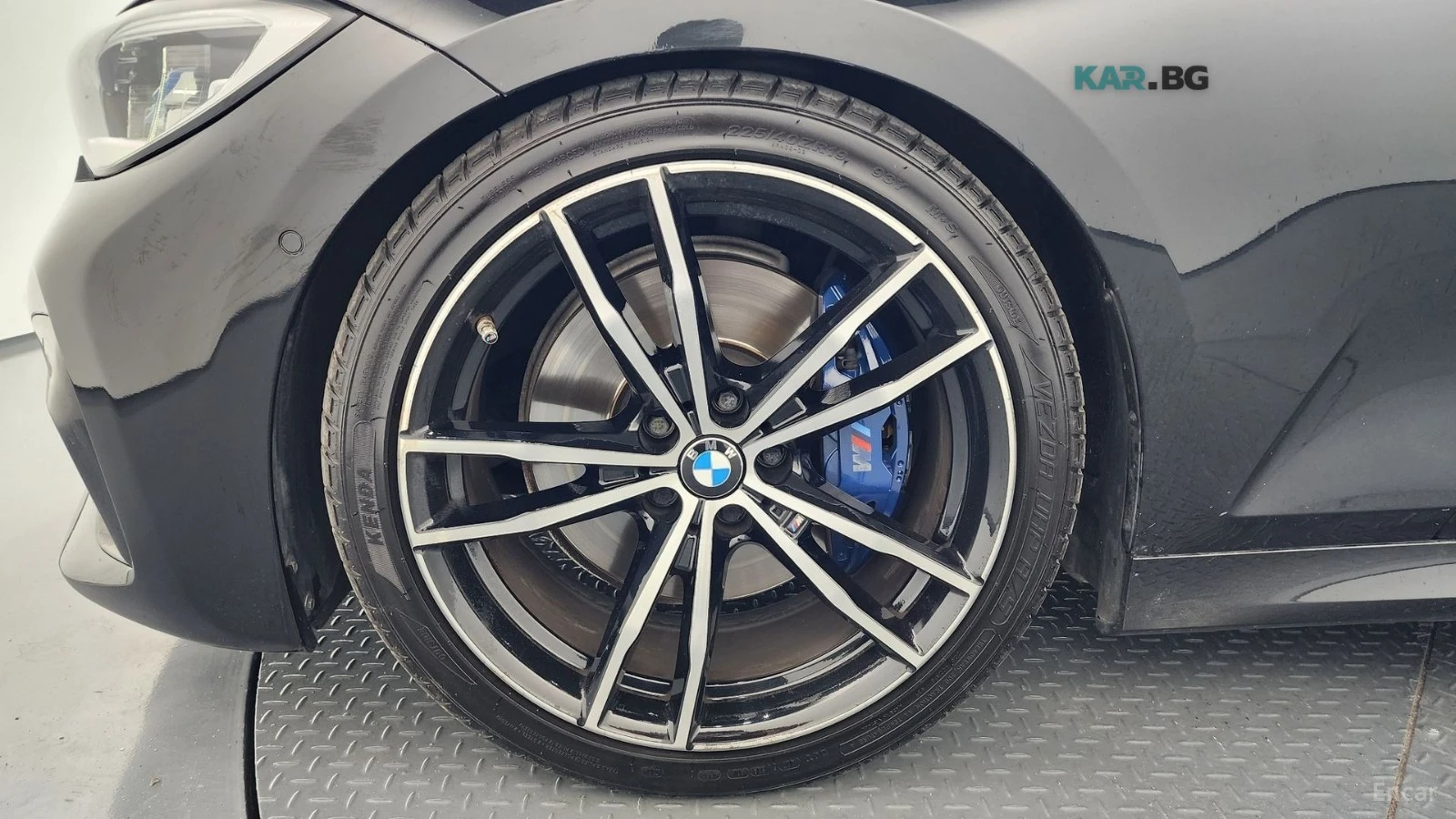 BMW 330 M-PACK* HARMAN KARDON* HEAD UP* ПАНО, снимка 4 - Автомобили и джипове - 54855935