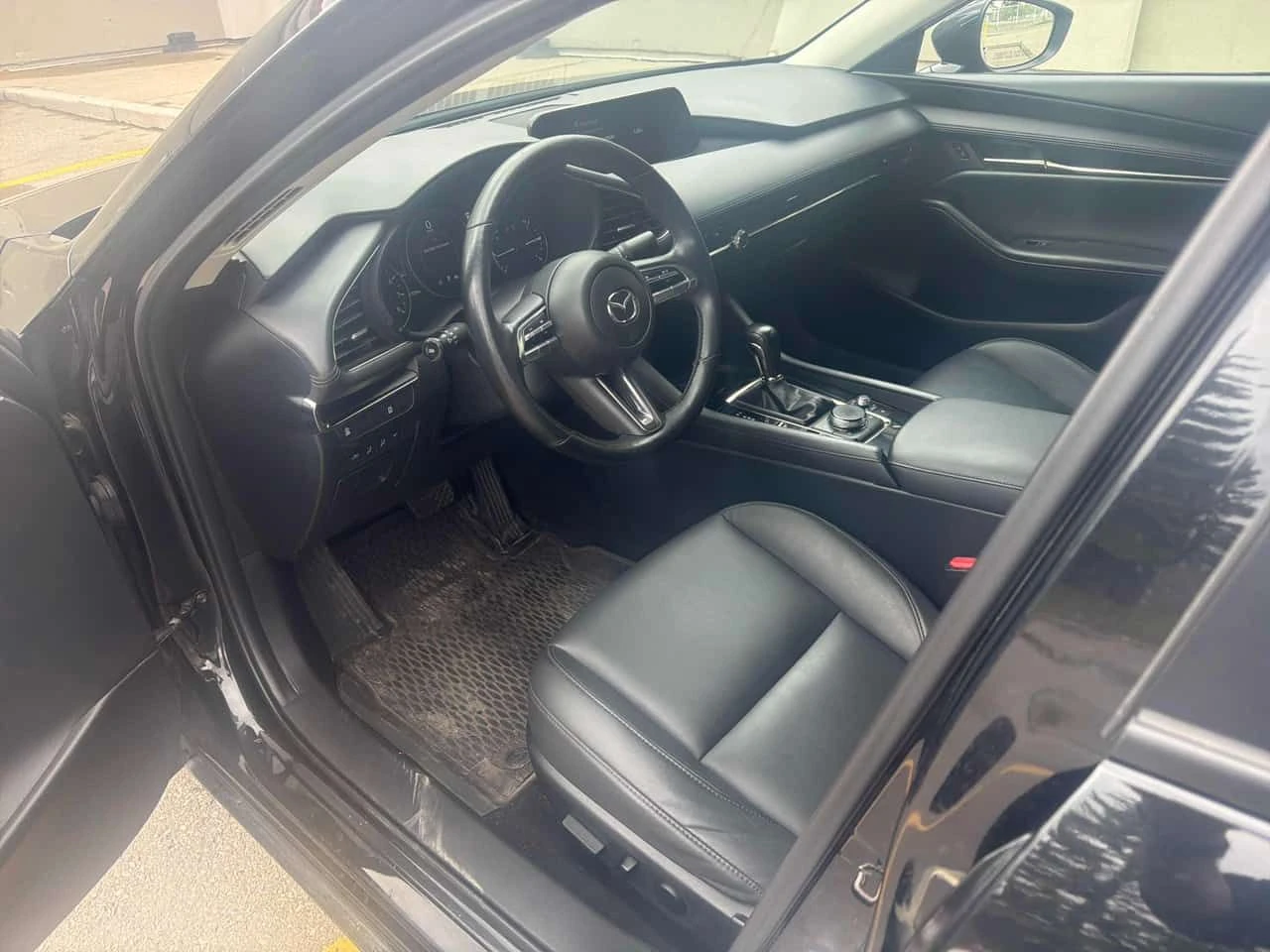 Mazda 3 GS/CARFAX/ПОДГРЕВ/НОВИ ГУМИ/ФИНАНСИРАНЕ, снимка 6 - Автомобили и джипове - 54865227