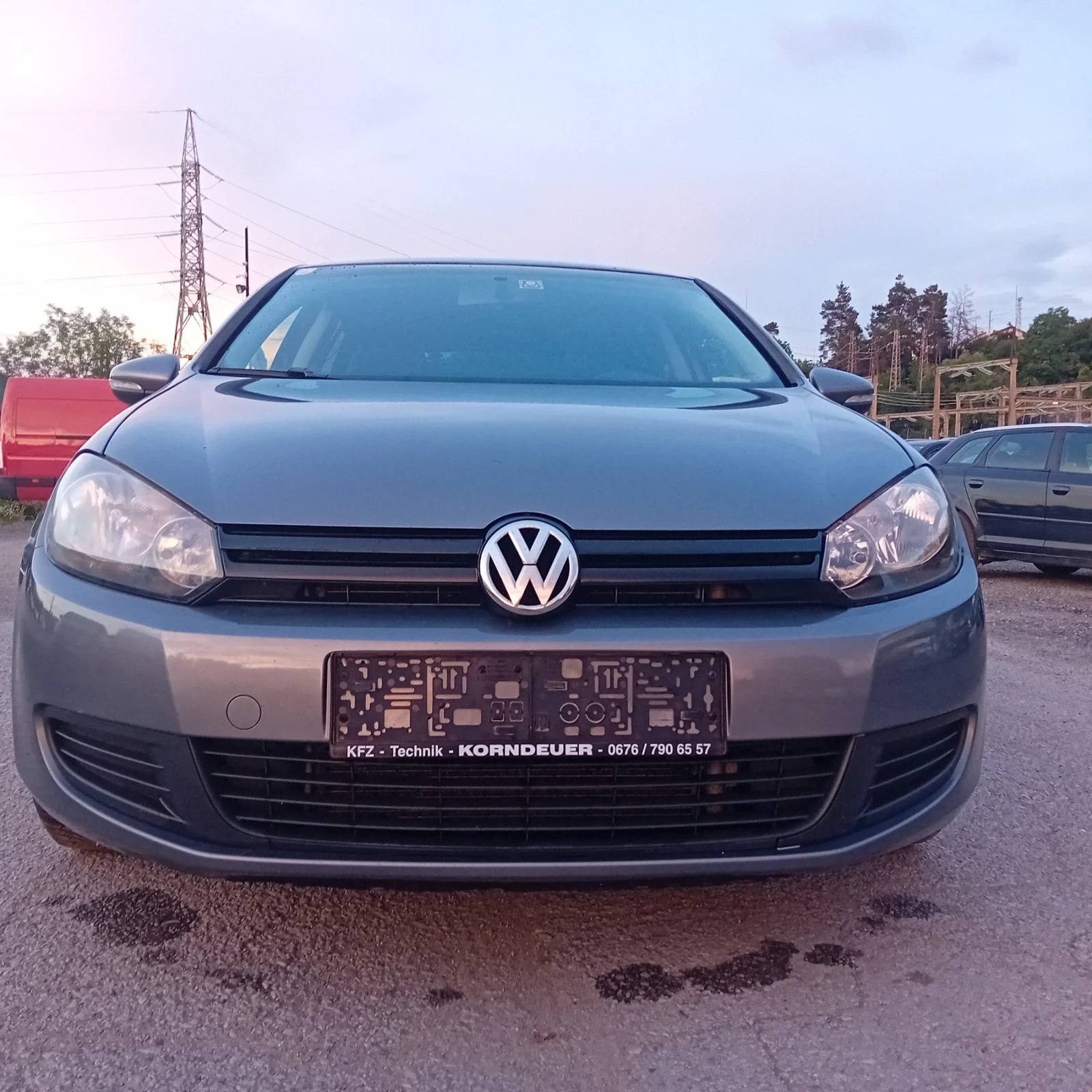 VW Golf 1.6 TDI 105k., снимка 3 - Автомобили и джипове - 54873965