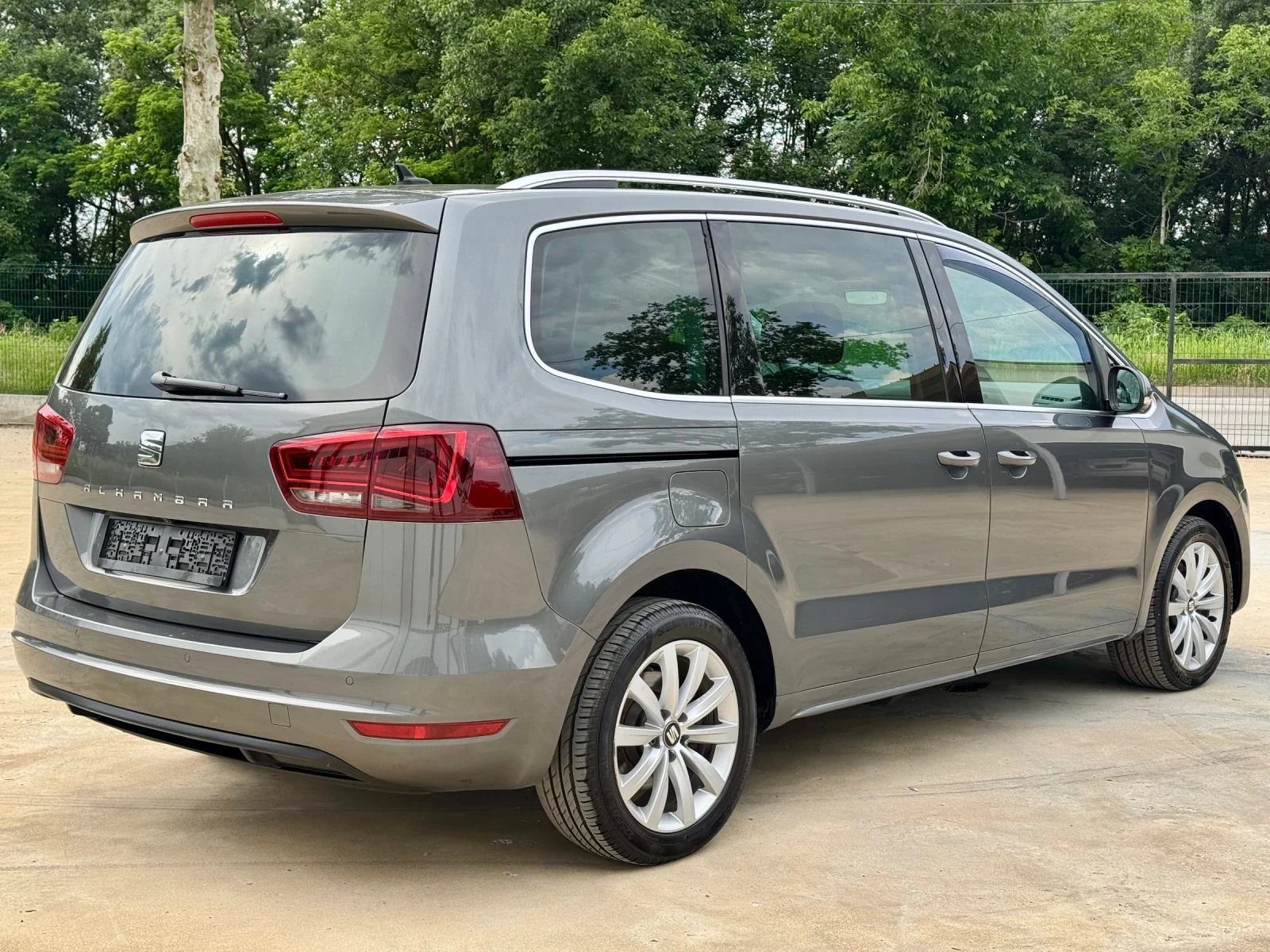 Seat Alhambra * 2.0TDI* 150ks* FACE* DSG-6* 7-Местен* FULL* , снимка 7 - Автомобили и джипове - 54877275