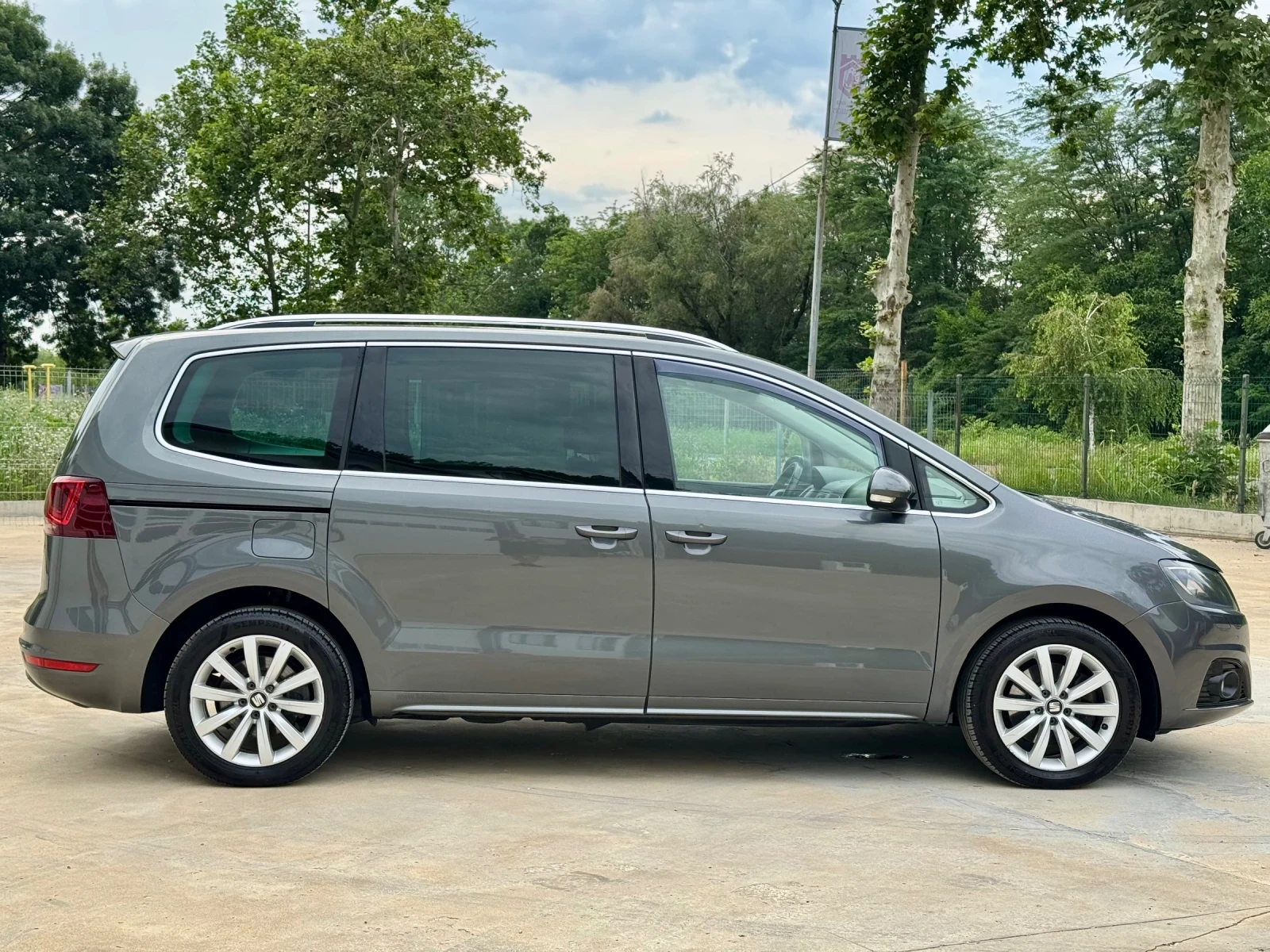 Seat Alhambra * 2.0TDI* 150ks* FACE* DSG-6* 7-Местен* FULL* , снимка 8 - Автомобили и джипове - 54877275