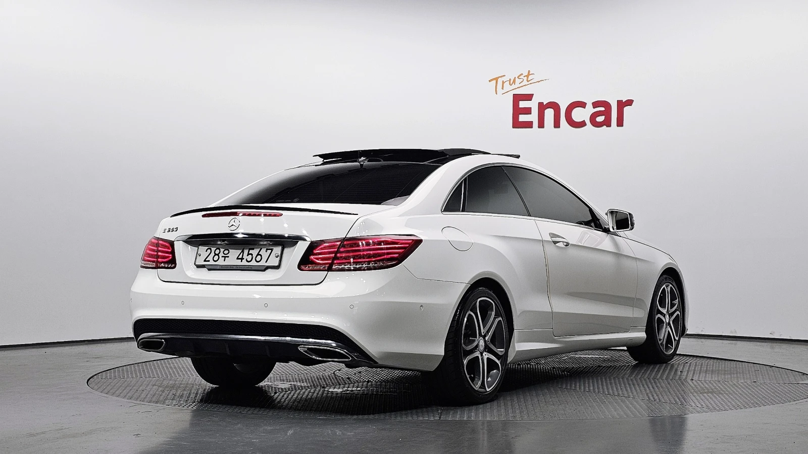 Mercedes-Benz E 350 | АВТОКРЕДИТ БЕЗ ПЪРВОНАЧАЛНА ВНОСКА | , снимка 4 - Автомобили и джипове - 55382305
