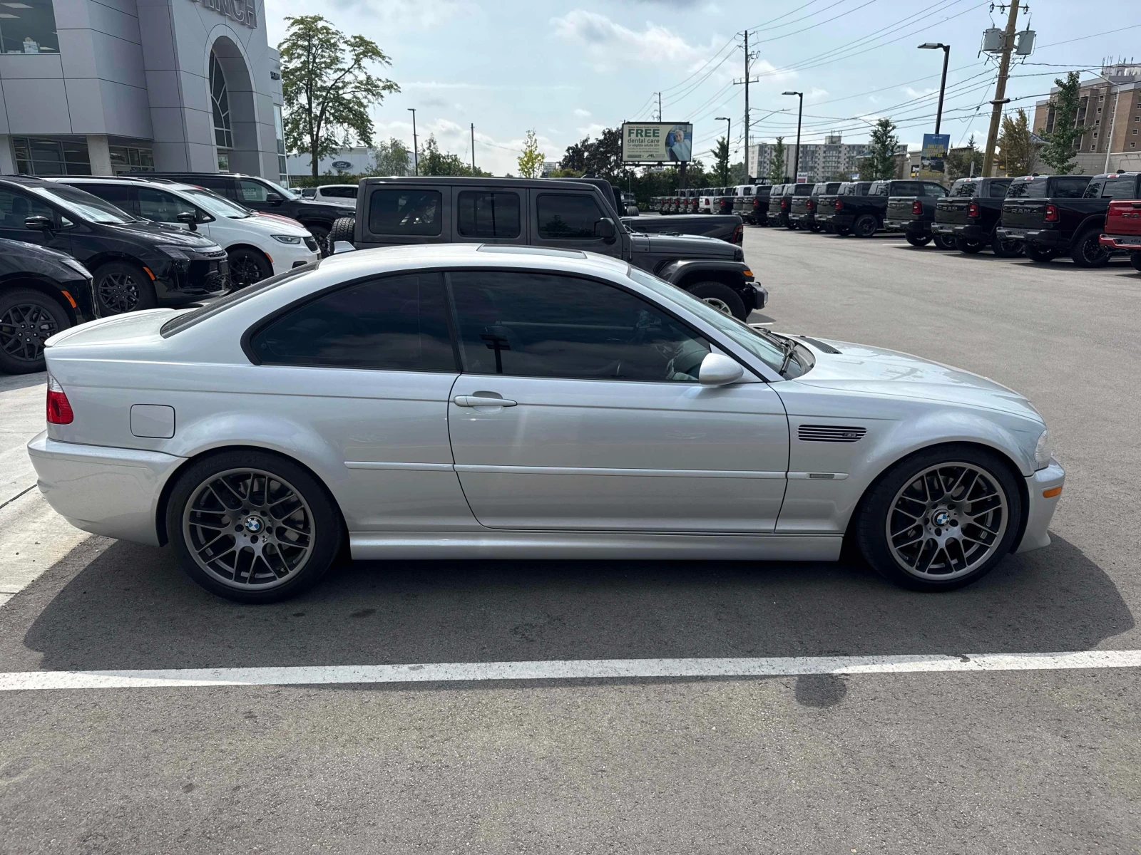 BMW M3 * CARFAX * ПОДГРЕВ * ШИБИДАХ * АВТОКРЕДИТ * , снимка 3 - Автомобили и джипове - 55948169