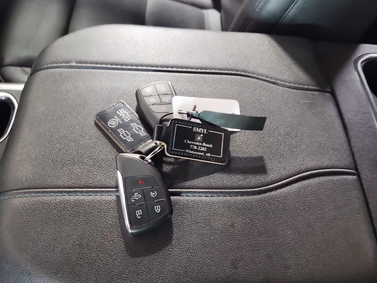 Chevrolet Silverado * LT TRAIL BOSS CREW CAB STD BED* АВТОКРЕДИТ* , снимка 8 - Автомобили и джипове - 56259658