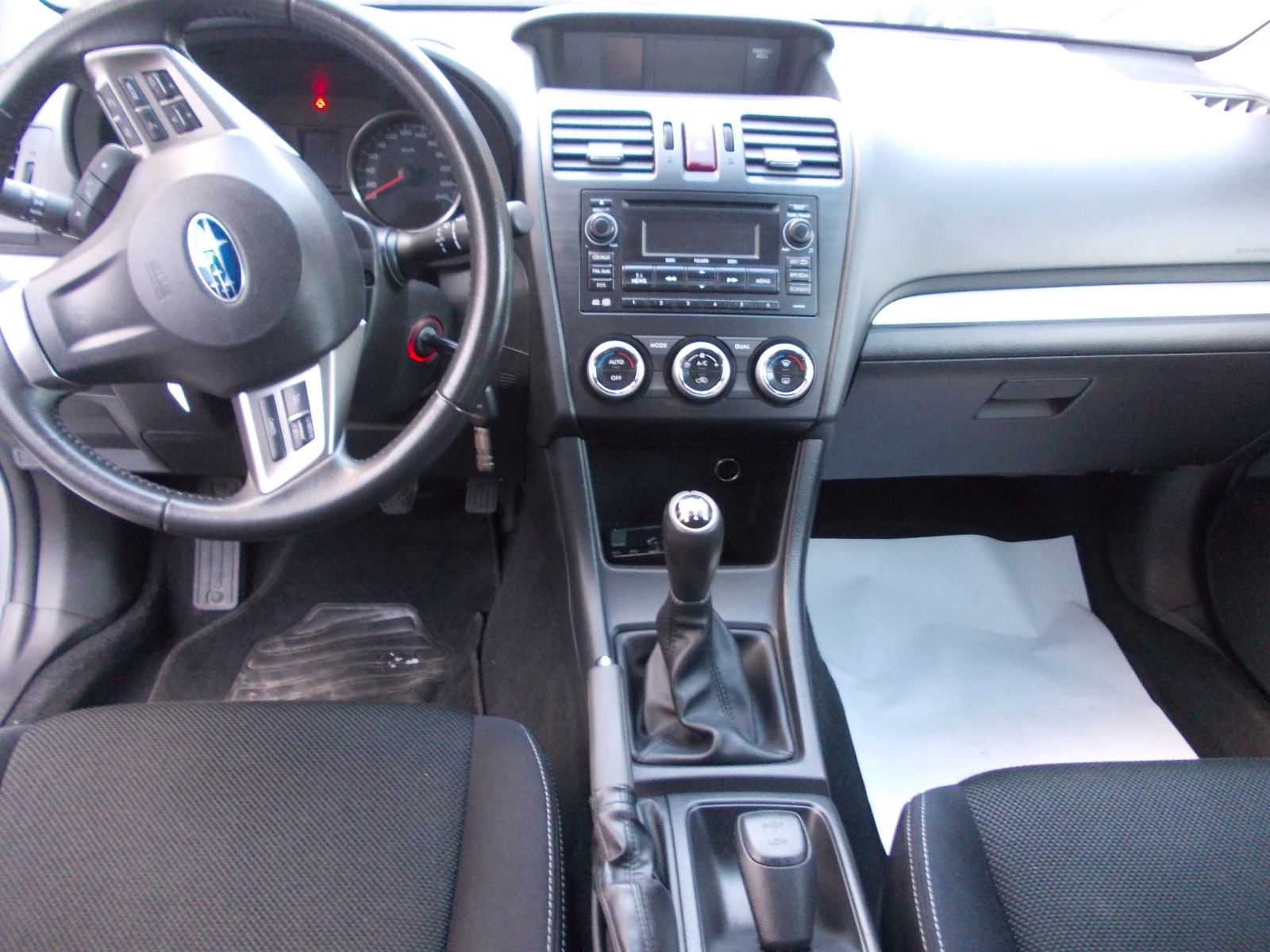 Subaru XV 1.6-4x4-клима, снимка 9 - Автомобили и джипове - 56442769