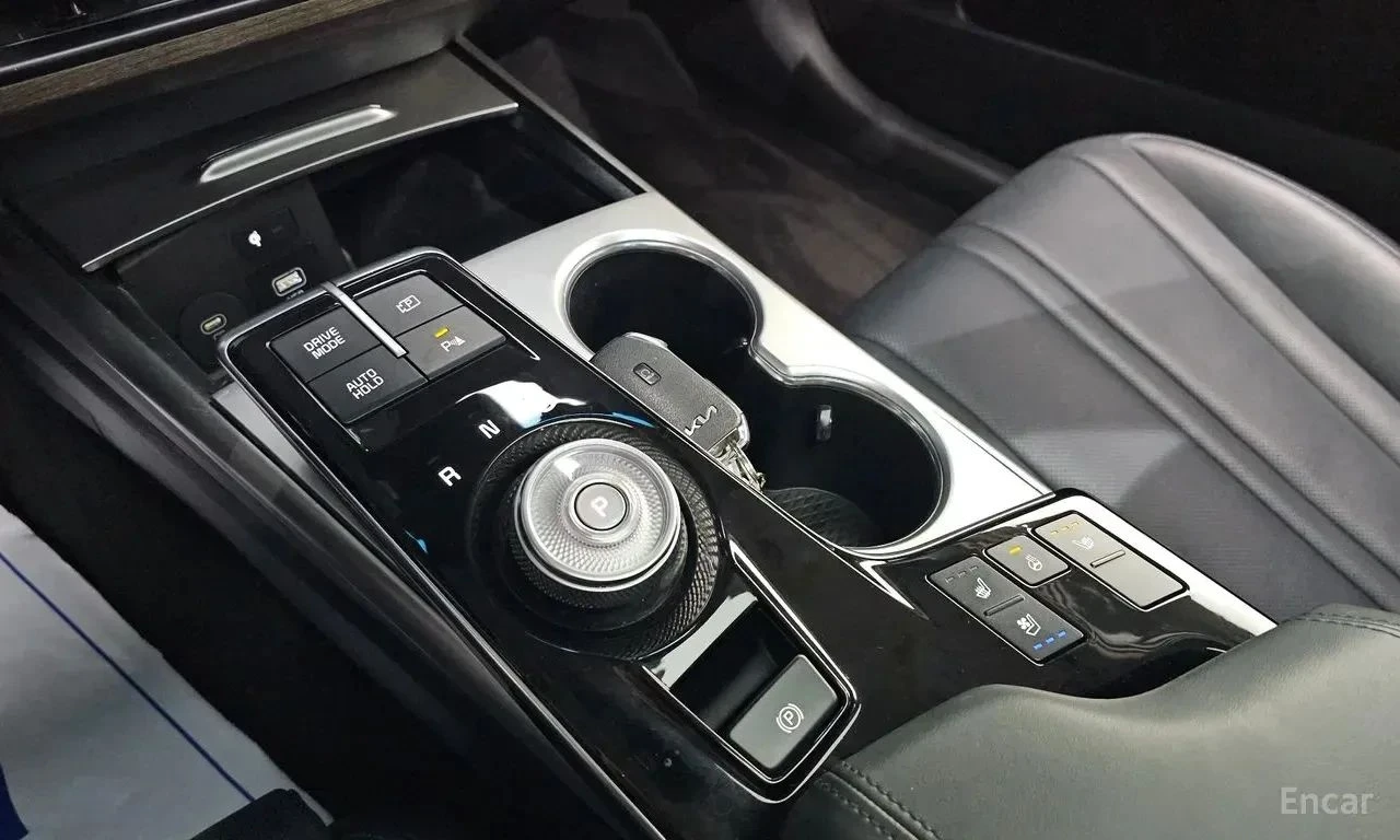 Kia K8, снимка 10 - Автомобили и джипове - 56739950