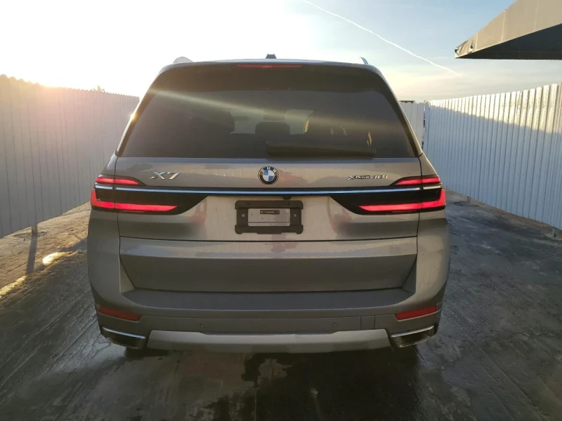 BMW X7, снимка 6 - Автомобили и джипове - 48735793