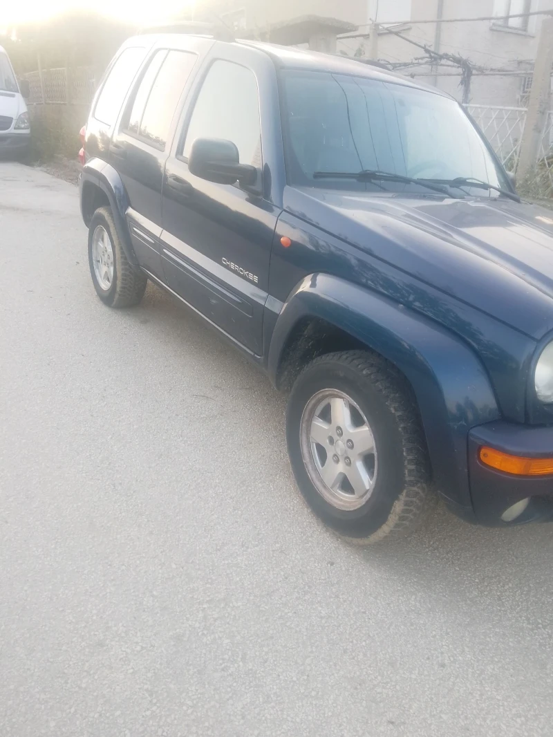 Jeep Cherokee, снимка 5 - Автомобили и джипове - 52429194