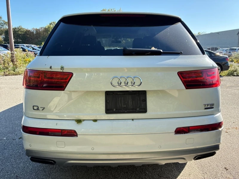 Audi Q7 Progressiv  CARFAX, снимка 4 - Автомобили и джипове - 52334195