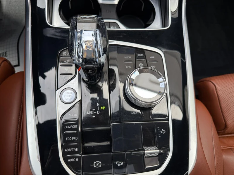 BMW X7 * M50i* AWD* АвтоКреди* (ЦЕНА ДО БГ), снимка 17 - Автомобили и джипове - 52567026