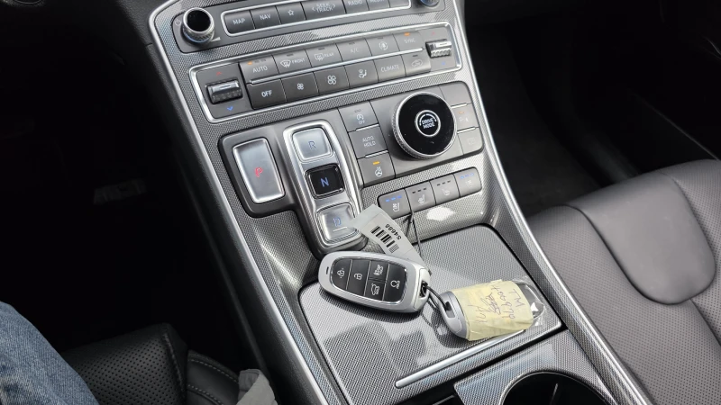 Hyundai Santa fe 2.2 2WD PREMIUM autogeorge.com , снимка 8 - Автомобили и джипове - 52846416