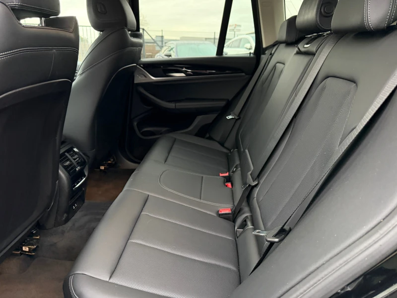 BMW X3 30e Exclusive Facelift, снимка 7 - Автомобили и джипове - 53203733