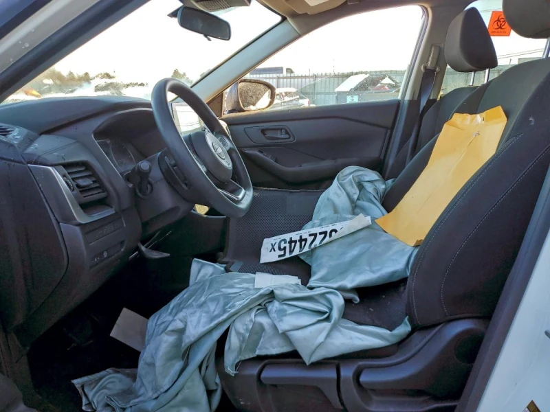 Nissan Rogue S, снимка 7 - Автомобили и джипове - 53490191