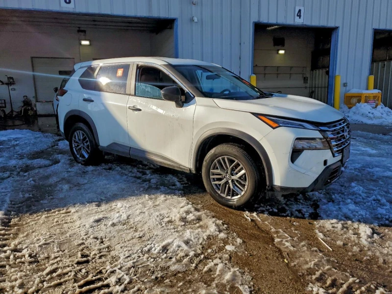 Nissan Rogue S, снимка 4 - Автомобили и джипове - 53490191