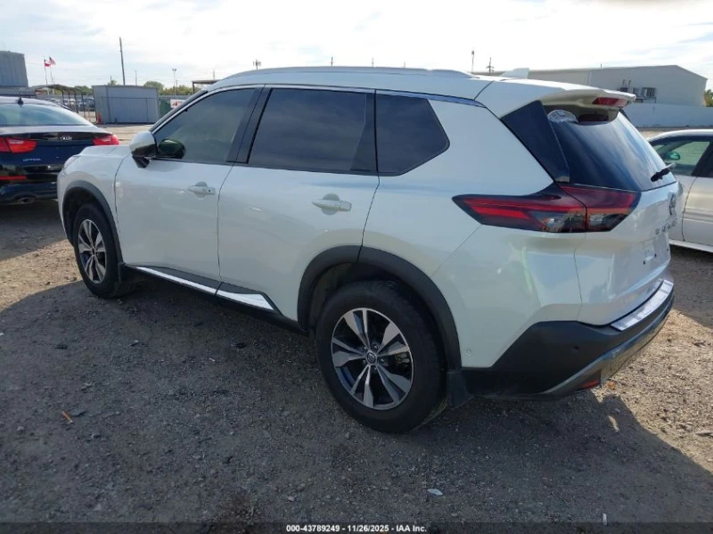 Nissan Rogue 1.5l Sl Fwd, снимка 3 - Автомобили и джипове - 53573096